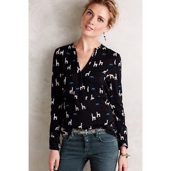 Anthropologie Tops - Anthropologie Llama Moonflower henley